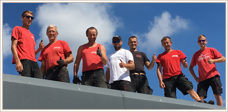 Das Team von Dachdecker Gust